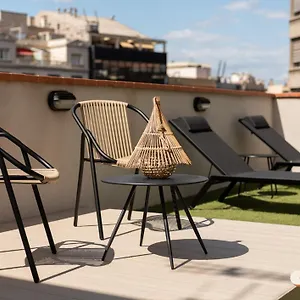 olala-casanova-apartments.topbarcelonahotels.com/